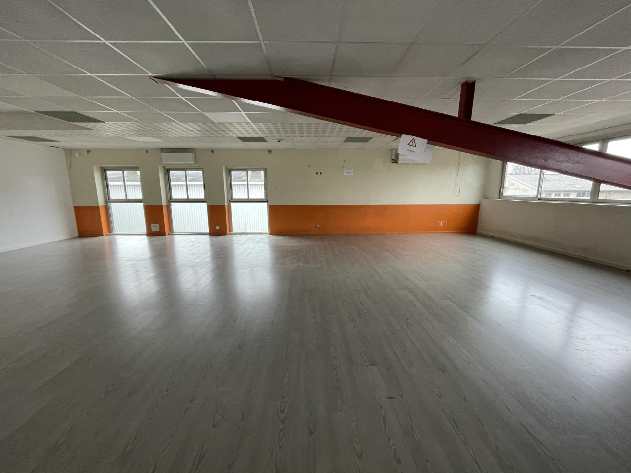 Bureau Saint-Pierre-des-Corps 340m² Location bureau Saint-Pierre-des-Corps Indre-et-Loire OLBUR2420620 5